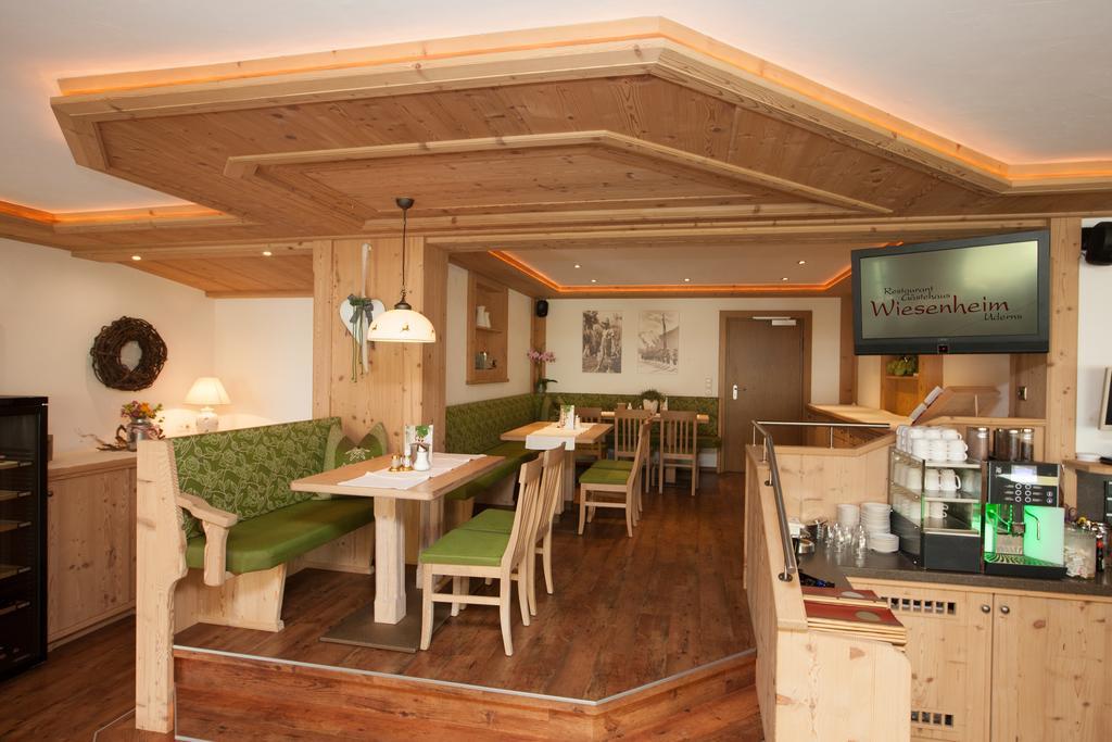 Restaurant Gaestehaus Wiesenheim Uderns Esterno foto